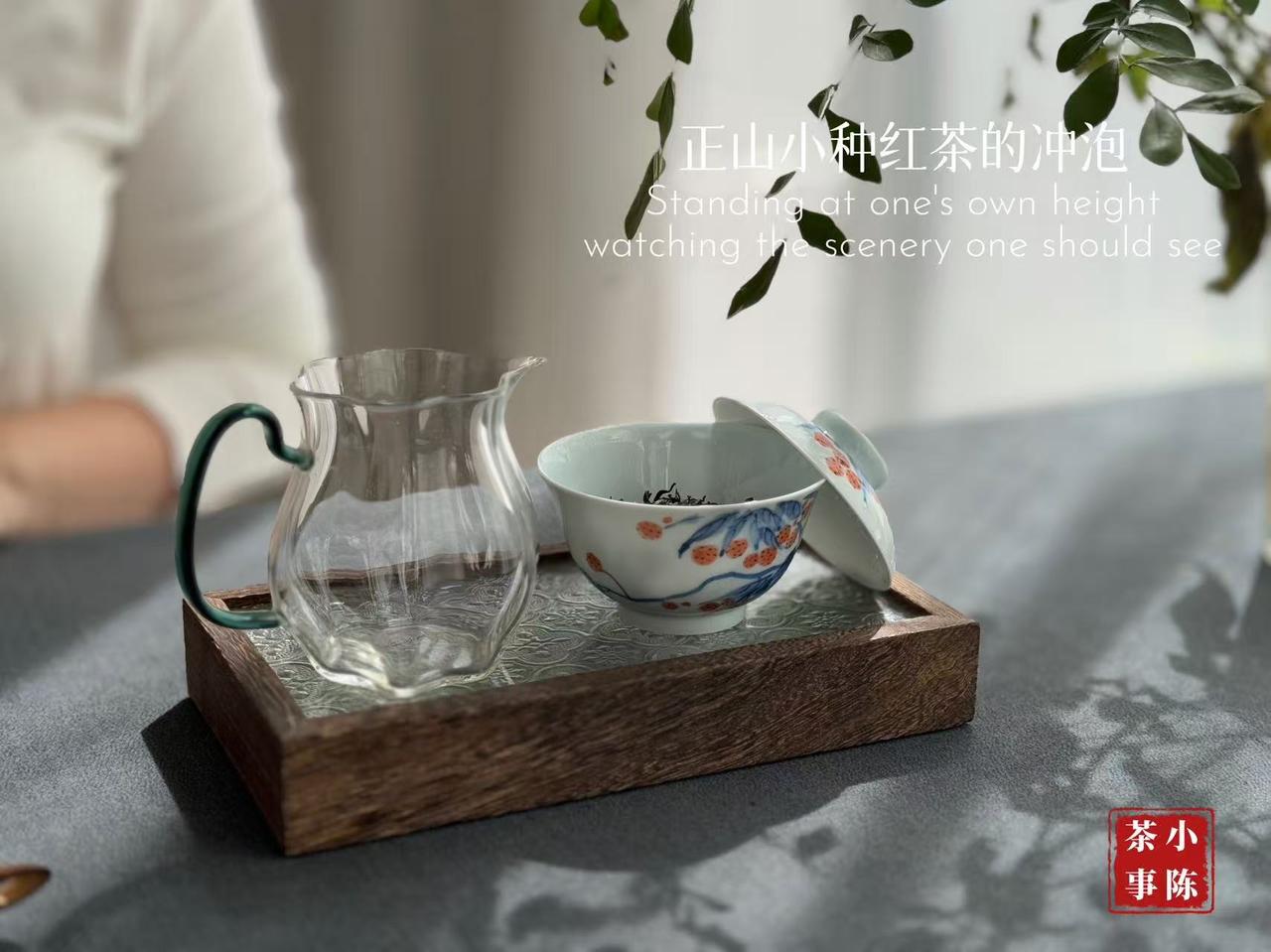 早晨喝红茶，午餐后绿茶，下午白茶，晚上黑茶？如果茶友愿意，这么喝并无不妥。毕