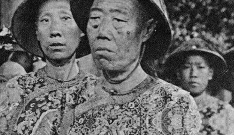 1966年夏天，北京西郊恩济庄。当考古人员费尽九牛二虎之力，终于撬开那口用蛋白、