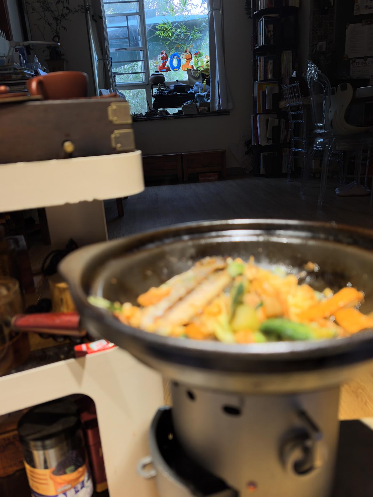 冬日暖阳，最爱红泥小火炉～～～