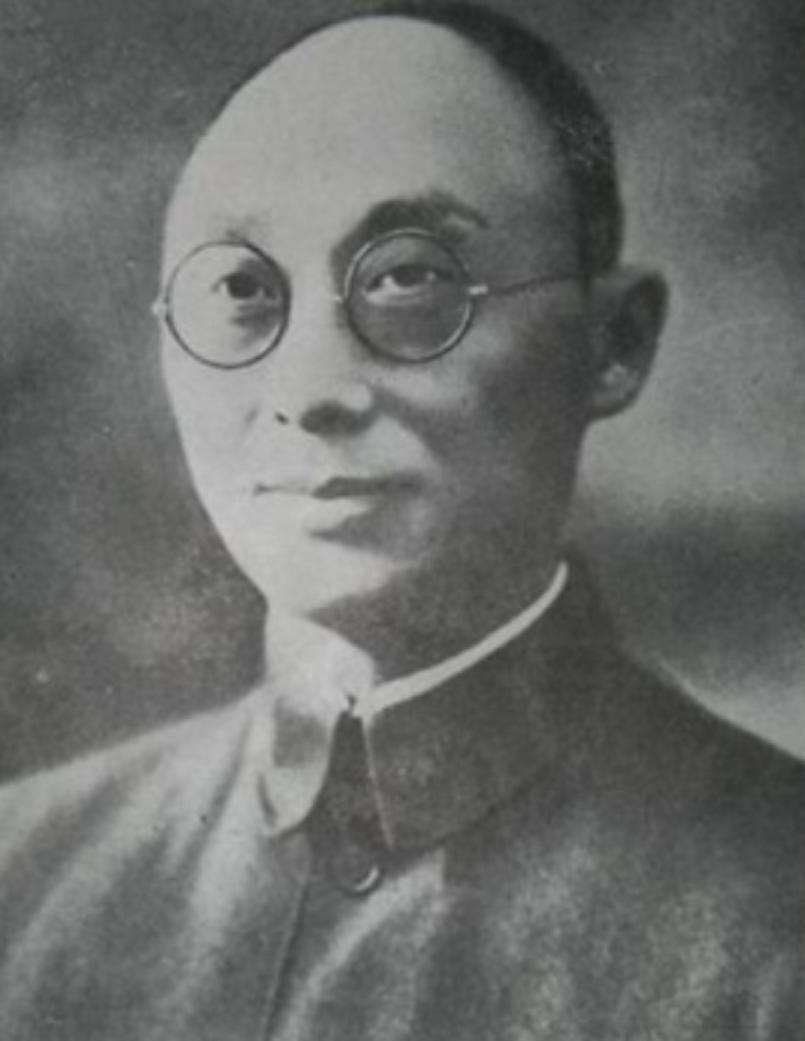 1939年，蒋介石送他当炮灰，企图借助日军之手除掉他。谁知，他却带着川军在湖北大