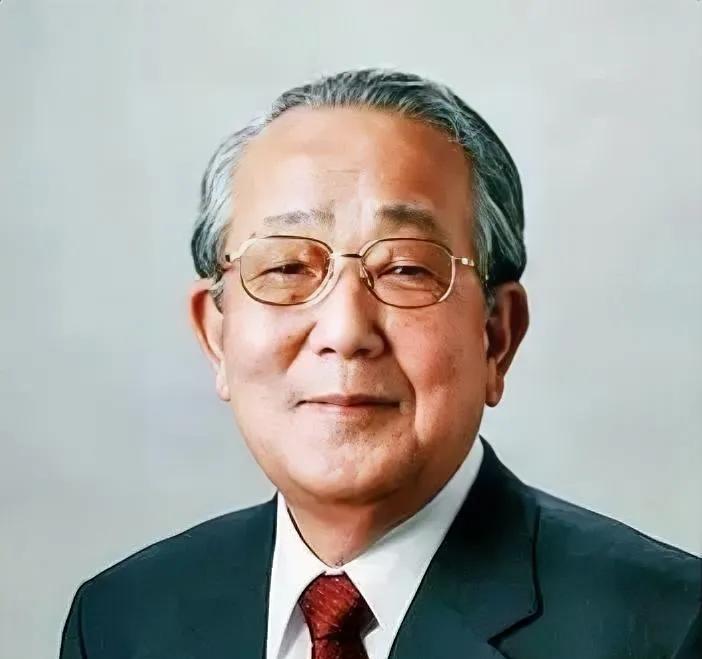 稻盛和夫说：“很多人一生落魄，就是因为人品太好，人都是很贱的，太正直，太诚实的