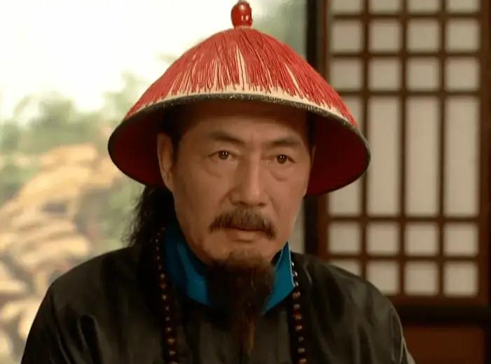 雍正十三年八月二十三日，圆明园里一个皇帝咽了气，另一个皇帝还没来得及高兴，就被一