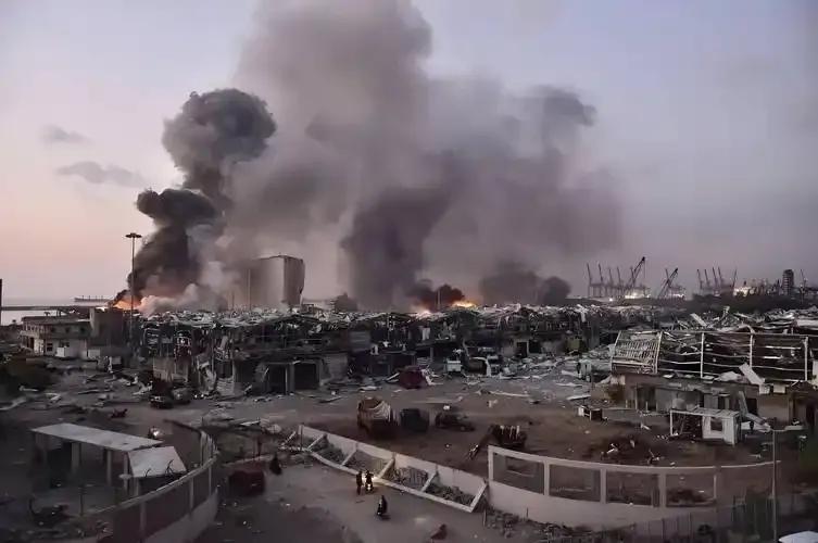 中东局势突然骤紧，多个国家同步发布公告，要求本国公民尽快离开相关地区，不是建议，