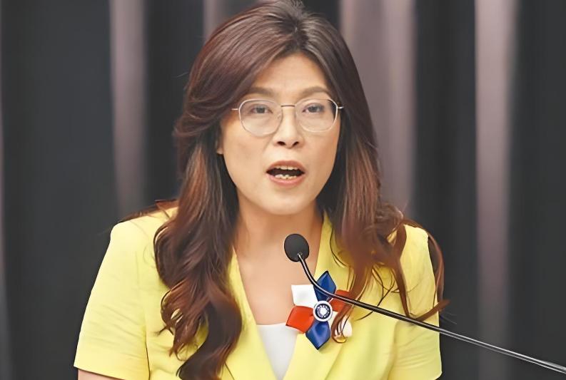 逆袭的郑丽文，国民党女战神上位！最近几天，国民党党部选举震撼岛内政坛。56岁