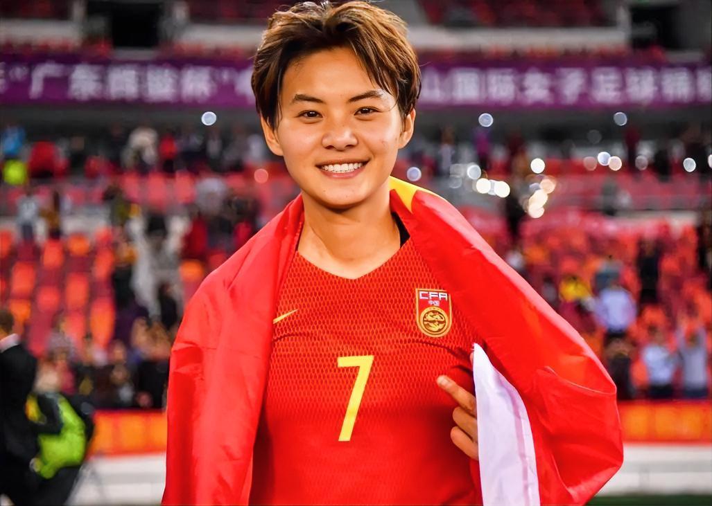 我国90个城市里的第一国脚北京—杨晨上海—范志毅大连—孙继海天津—左树