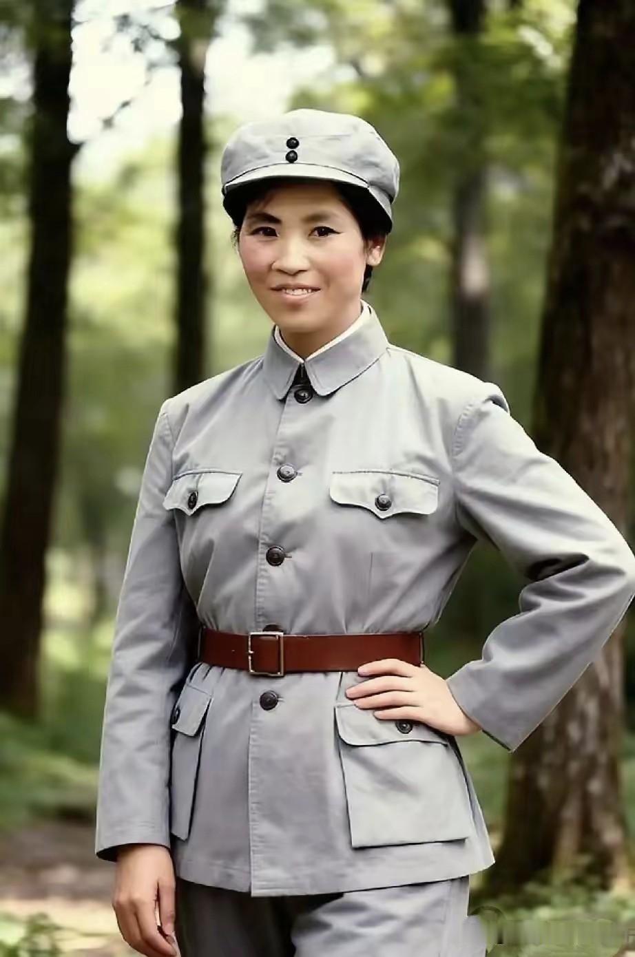 贺子珍作为井冈山第一位女红军，历经长征磨难仍坚守信仰，她的革命精神值得我们永远致