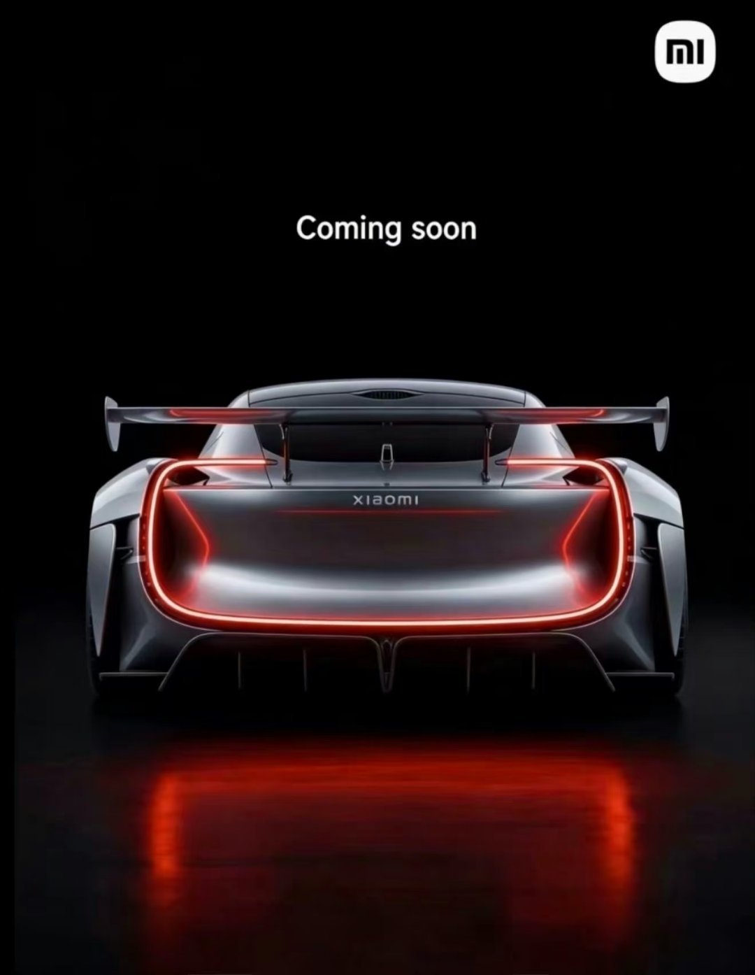 小米只是官方发了一张尾灯图，网友就开始用AI各种脑补。