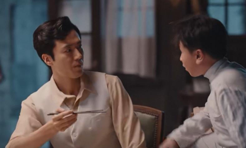 《灼灼韶华》最新一集预告，韶华和夏初陷入热恋，她想做一个蠢且幸福的女人，程辉警告