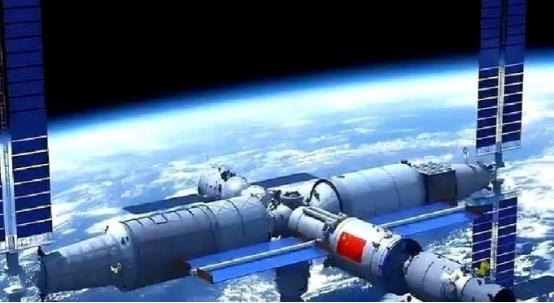 果不其然。中国载人航天工程办公室的公开信息写得很清楚：空间站常驻3人、交接时