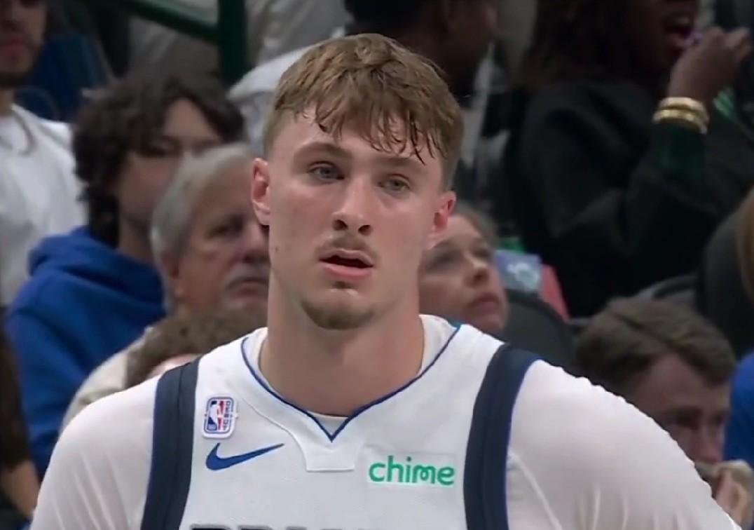 截止目前！！！本赛季新秀各项数据领跑者！！！得分王：弗拉格（状元），32场比赛