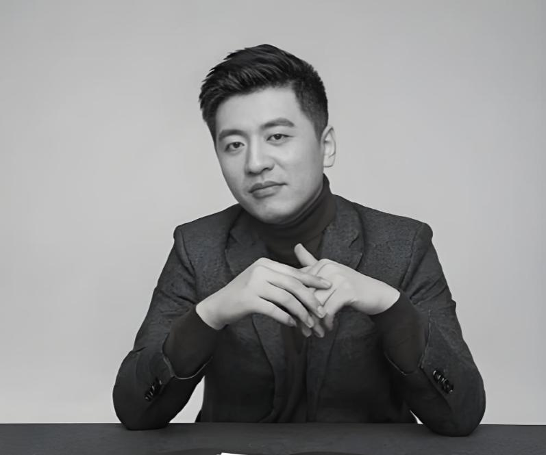 张雪峰这次去世的规格很高，新华社，人民日报、央视新闻、参考消息、中国日报等一起发