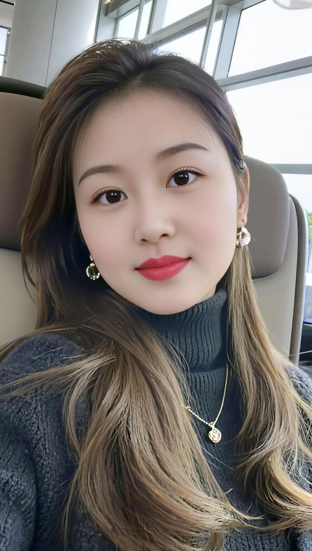 高颜值热门高级感穿搭优雅知性气质女神