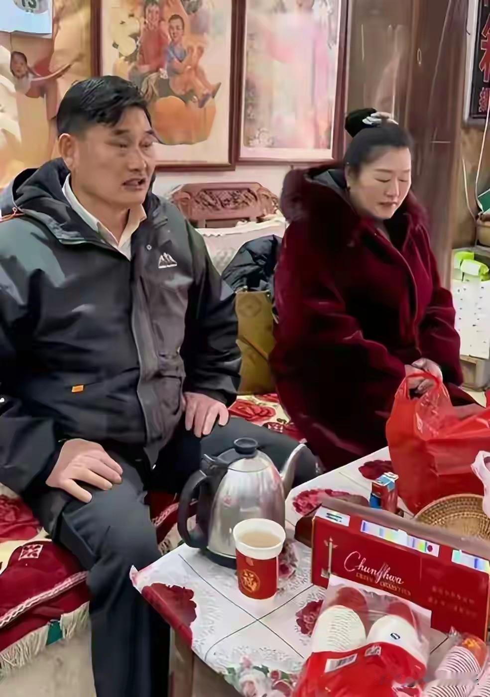 近日，大衣哥朱之文女儿出嫁的消息在网络上引发广泛关注，其中“500万天价嫁妆”的