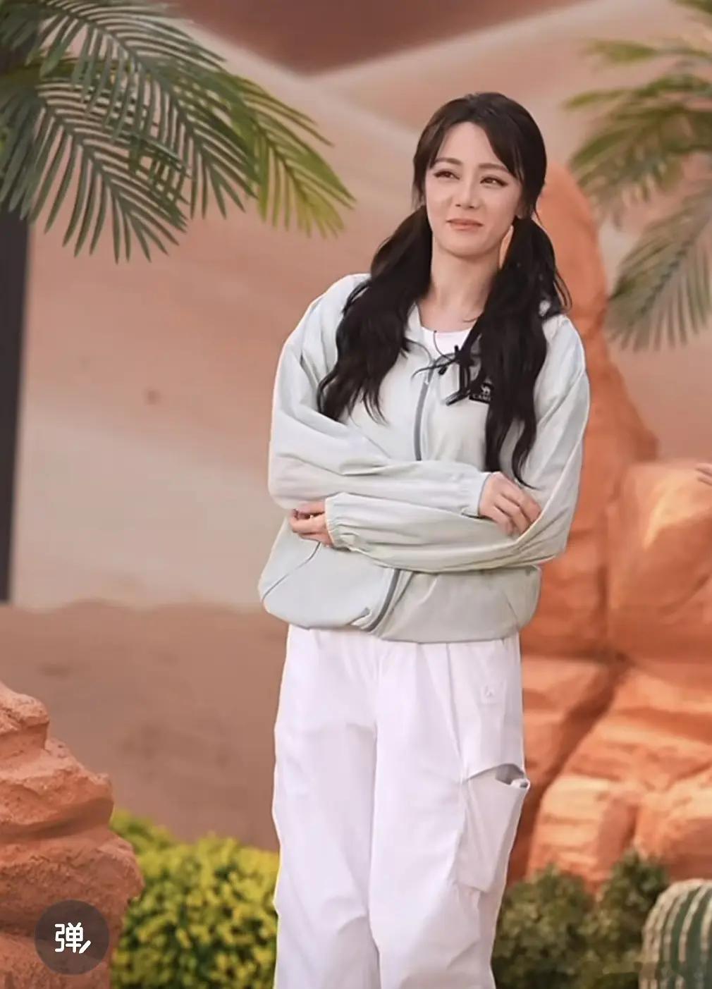 她是经历啥了吗，感觉状态好差