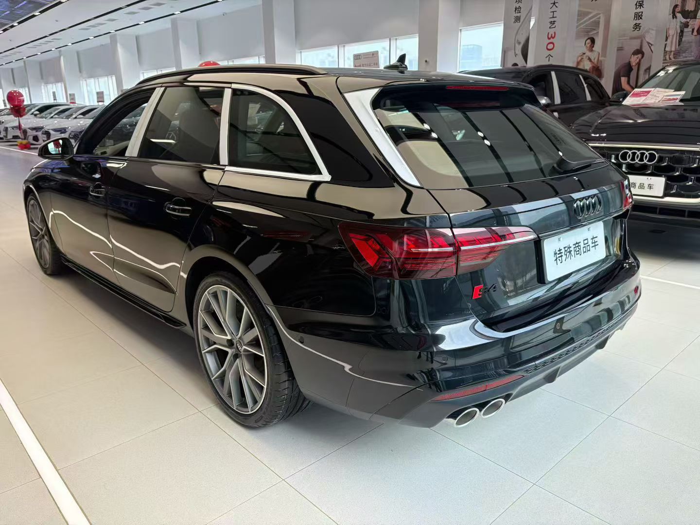 24款奥迪S4avant（特殊商品车）黑色还有灰色绿色全款裸车37万喜欢的抓