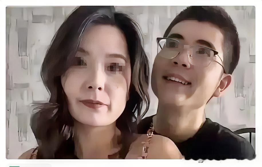 上海长宁这桩案子，看得我血压直飙。23岁的小伙刚退伍两年，心思干净纯粹，没
