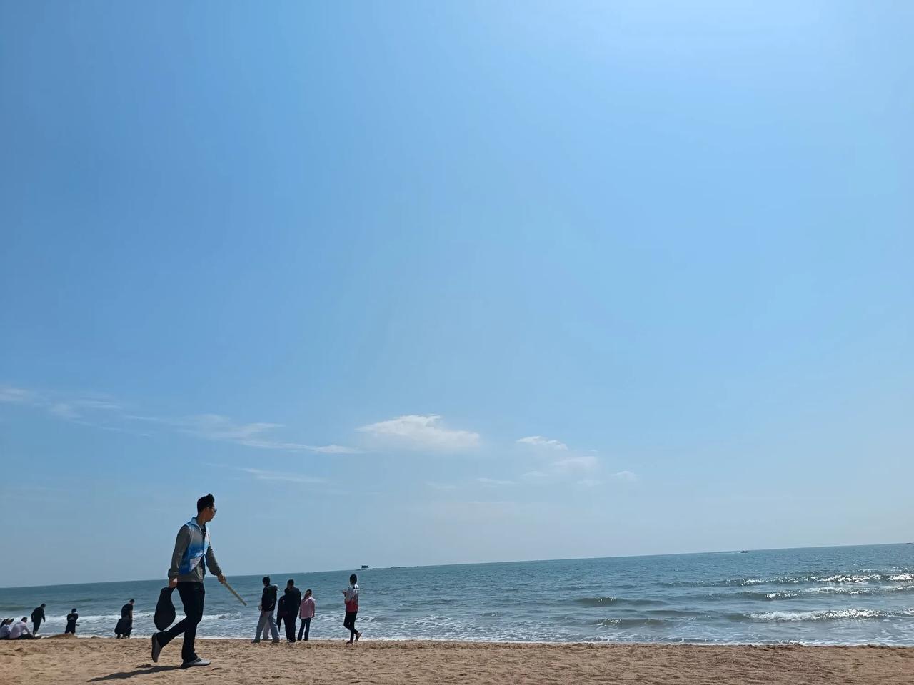 五一假期，妯娌骗我婆婆说她们不出去玩。结果，被她儿子说穿帮了。这个假期，我们一