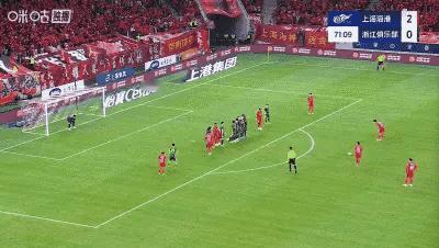 颁奖吧!冠军是上海海港的了!但是球迷们要记住,浙江队才是中超真正的“投降队”。