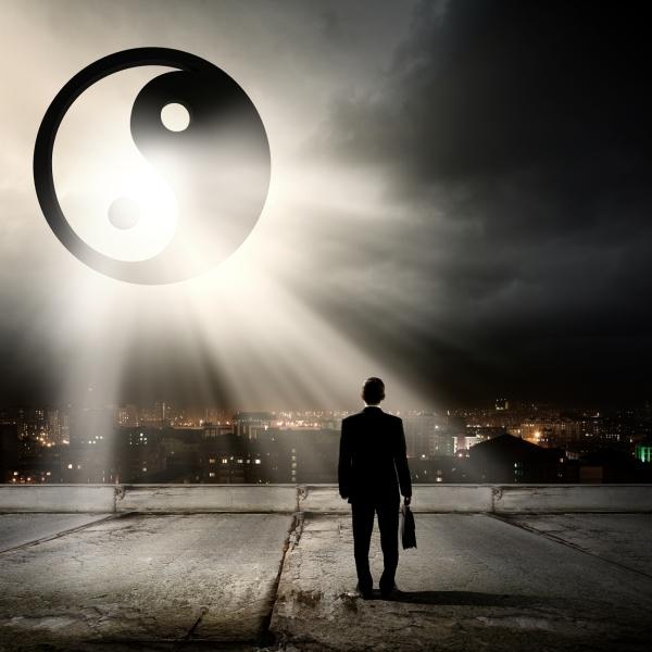 人在走下坡路的时候，才会看懂人性！老公突然的病倒，让我体会到价值的所在，