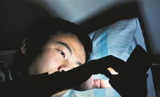 现在年轻妈妈的想法，都让你想不到，很前卫。昨天傍晚，在门口乘凉，被邻居小媳妇
