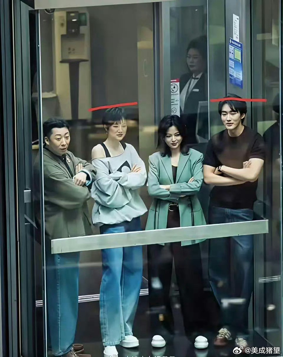 华为的二公主姚安娜不得不说，这身材和颜值还是挺高的！