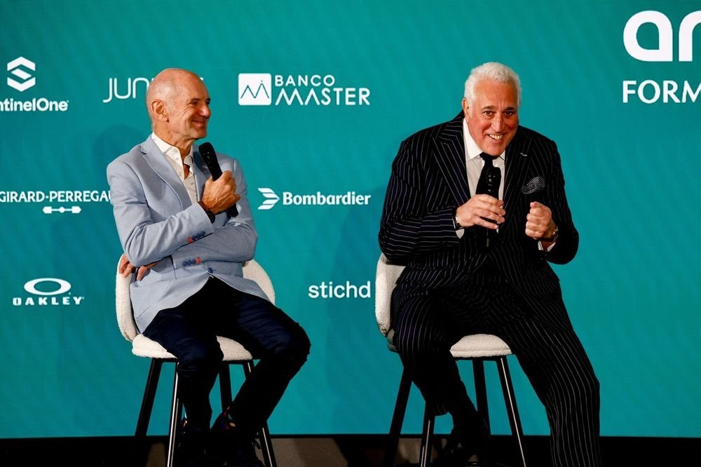 🚨官方消息：惠特利离开奥迪F1车队，他的位置由比诺托接替！👀然后，前往阿斯顿