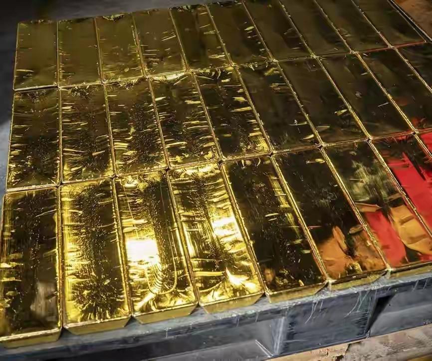 特朗普这算盘打得够响啊！这边伊朗还在顽强抵抗美国进攻，那边他先把委内瑞拉“榨干”