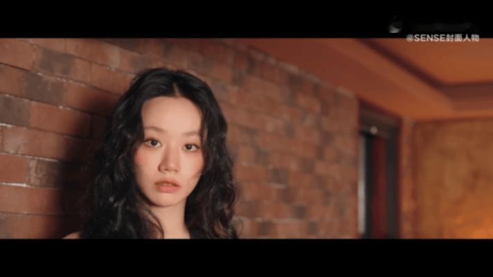 李惠利26年第一个中国杂志封面惊喜官宣！李惠利解锁本年度首封中国杂志，采访里谈及