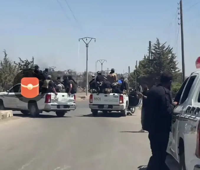 德鲁兹人顶不住了原来德鲁兹人在以色列的协助下占领了叙利亚南部苏维达省。然而，