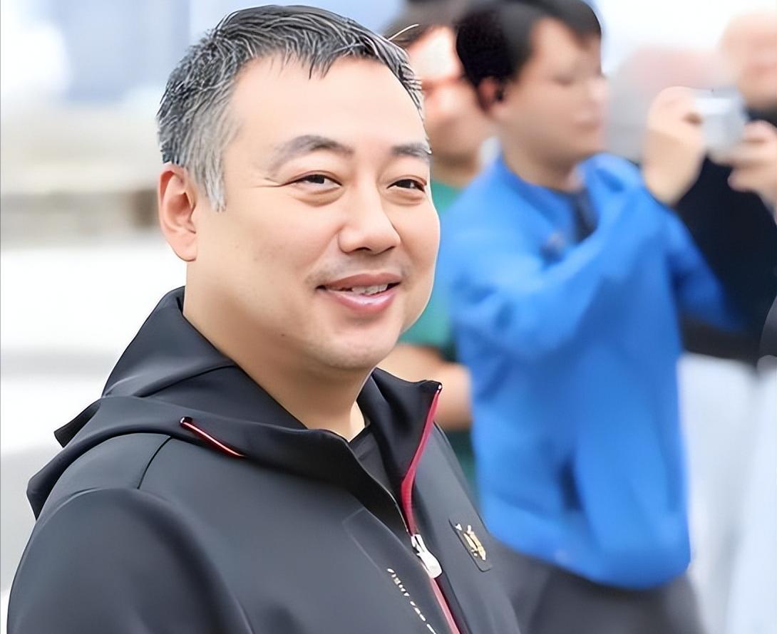 卸任中国乒协主席1年多，刘国梁打出“好牌”，有一点他一直没变刘宇婕在高尔