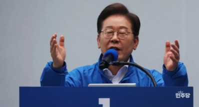 真不愧是文在寅的衣钵继承人！才刚上任，李在明就开始“新官上任三把火”了，而第一把