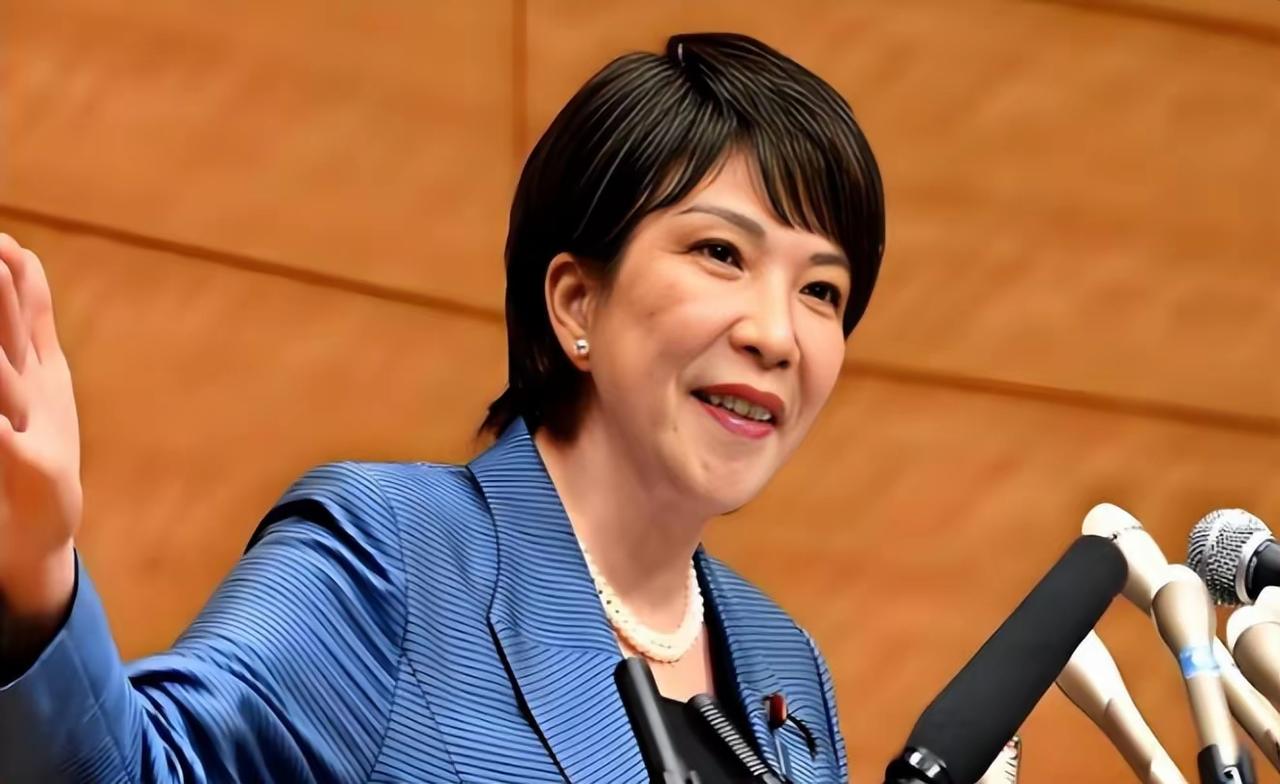 新账旧账一起算？李在明还没踏上访华飞机，解放军突然划下落弹区，军演位置很特殊