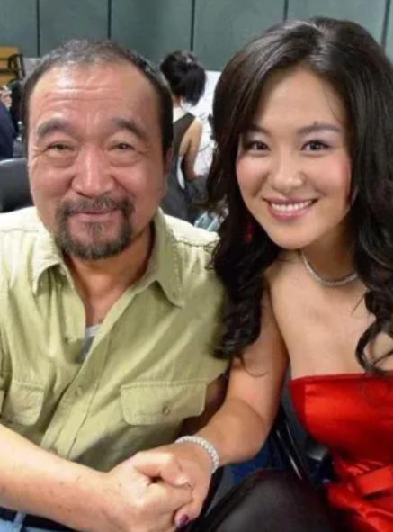 当年，张国立拉着王刚去找李保田说：“我们三个组团拍戏，肯定火。”李保田却摆摆手：