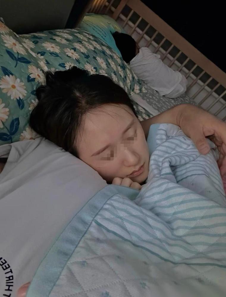 真不敢相信现在大学生就开始同居了！我亲戚家闺女今年才21，读大三，瞒着家里和