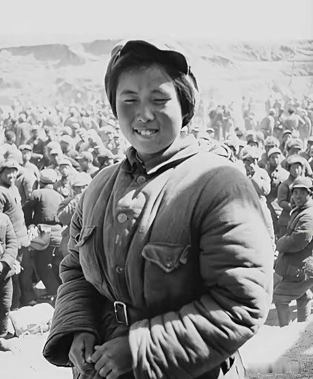 没成想86版《西游记》总导演杨洁，竟然是烈士的后代。杨洁1929年生于湖北，