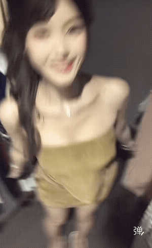 带酒窝的都是甜妹天花板！[玫瑰][赞][大笑]