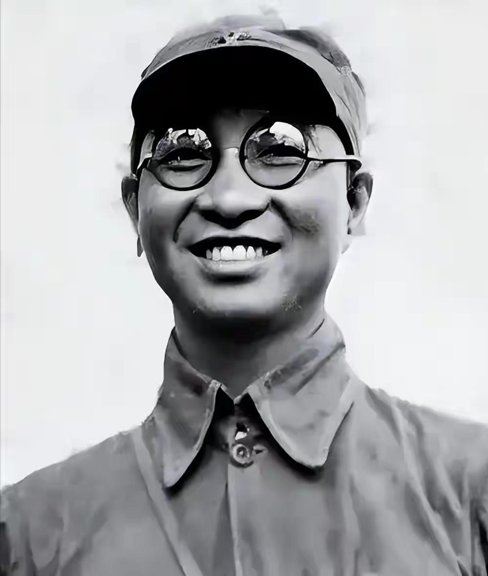 1951年彭德怀输棋骂陈赓狗头军师，陈赓故意说道：你肯定是输不起这话搁别人嘴
