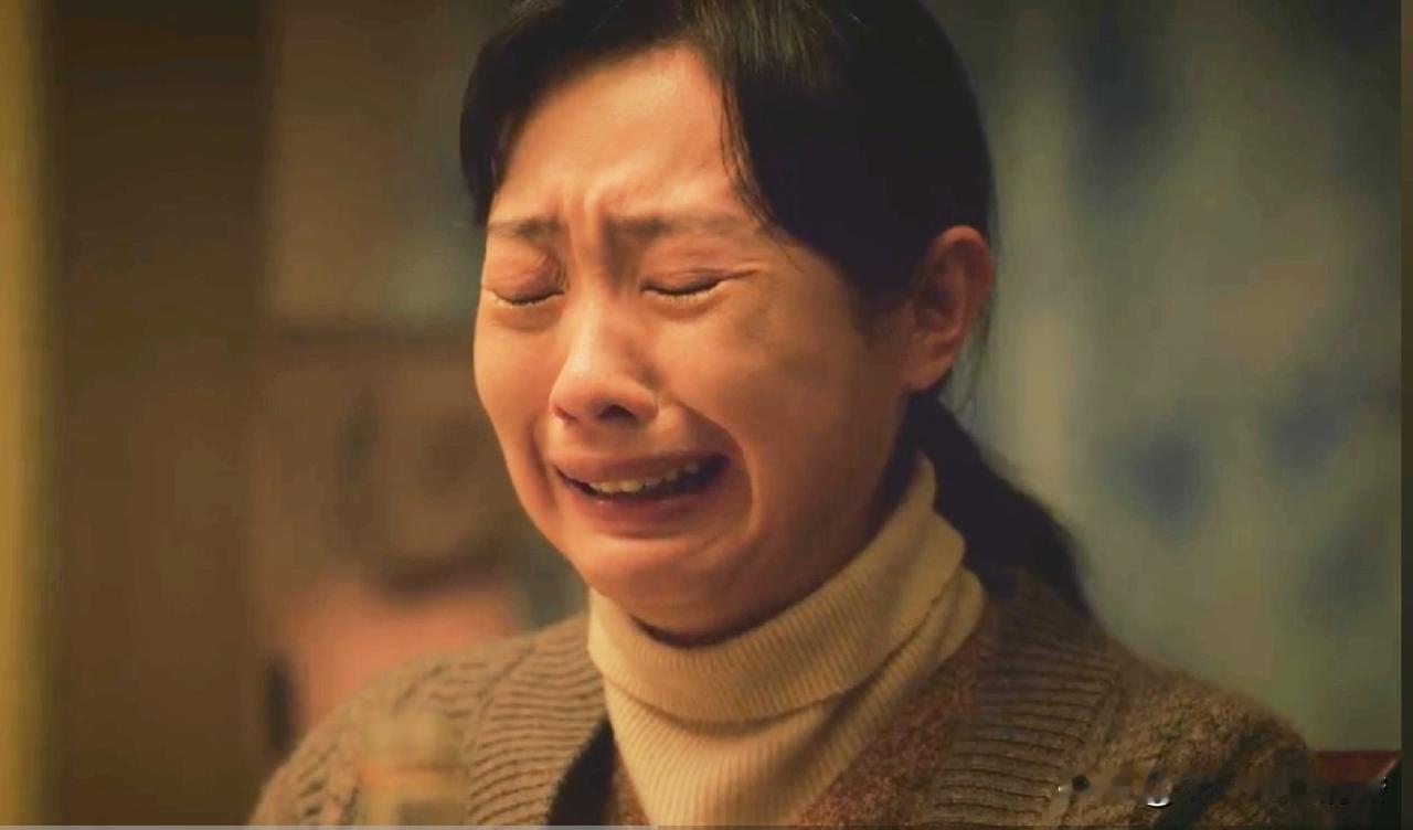 电视剧《余红旧事》已经大结局了，全剧最让人意难平的就是三眼儿郝鹏（付航饰演）