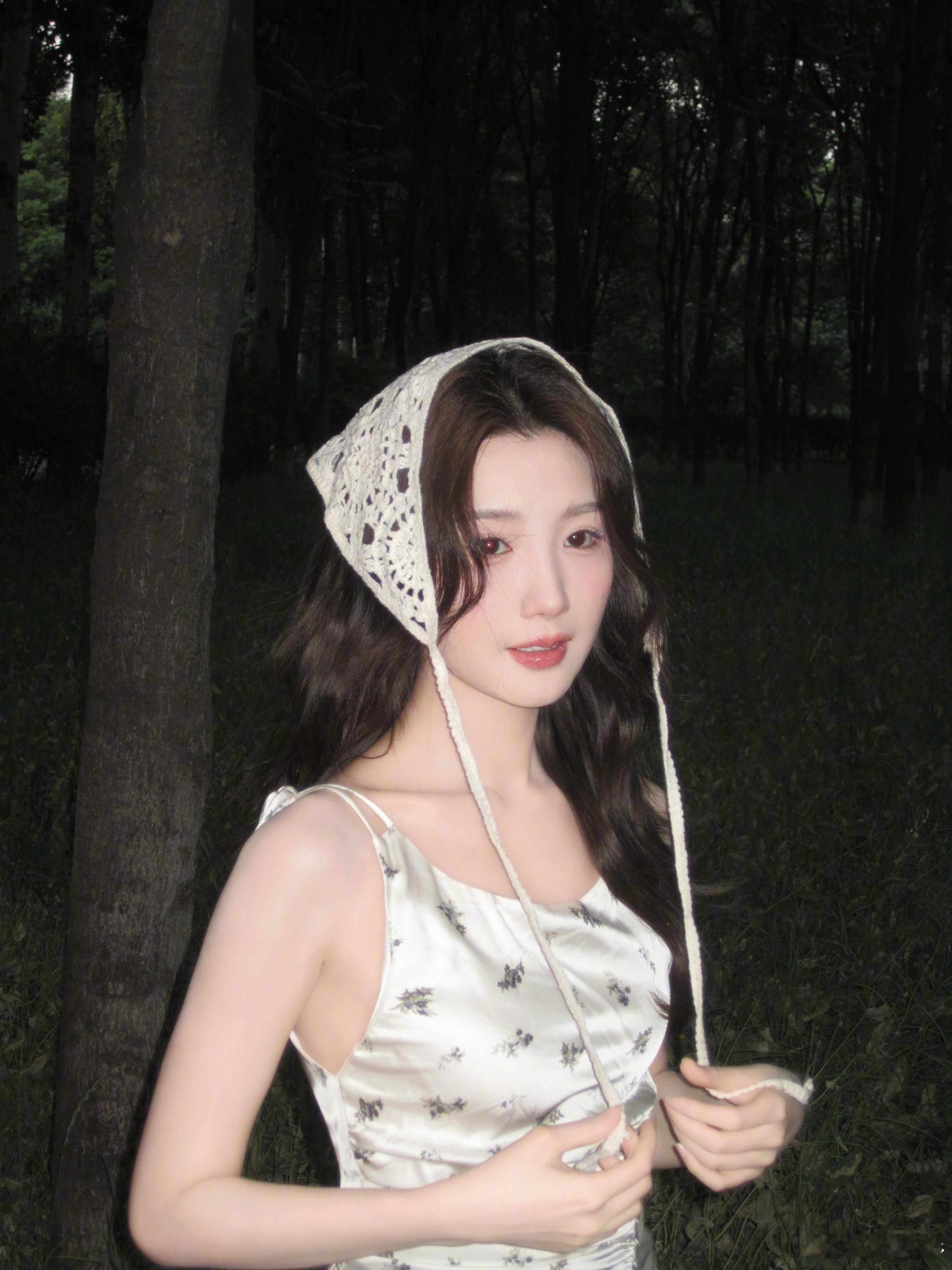 毛晓彤这个脸放到现在去演高中生都不违和 ​​​