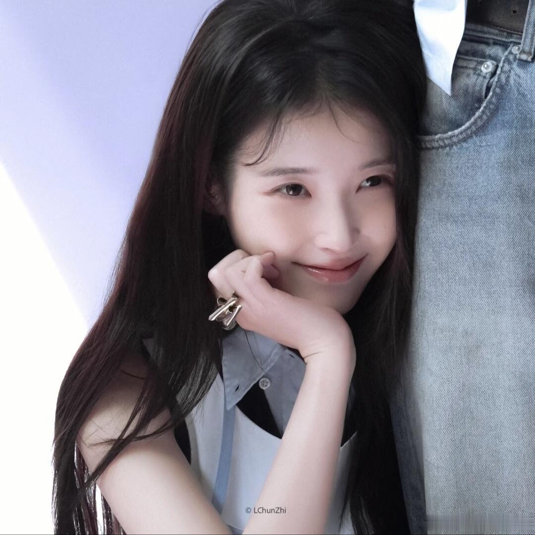 𝐒𝐇𝐀𝐑𝐄🍥｜IU｜李知恩ins小众头像｜女爱豆｜理解韩女成为韩女