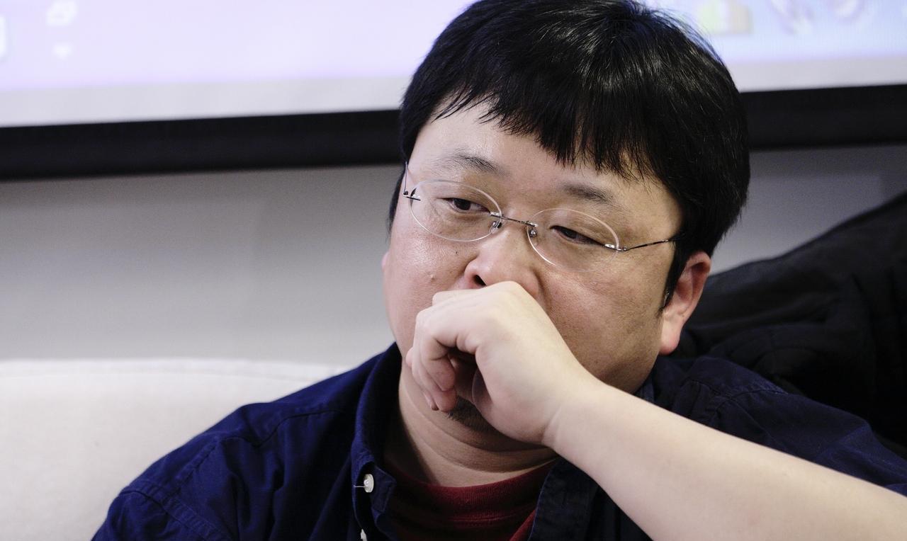 贾国龙亲自下场告罗永浩，那是肉包子打狗必然受伤！1、贾国龙有点愤怒可以，但是冲动
