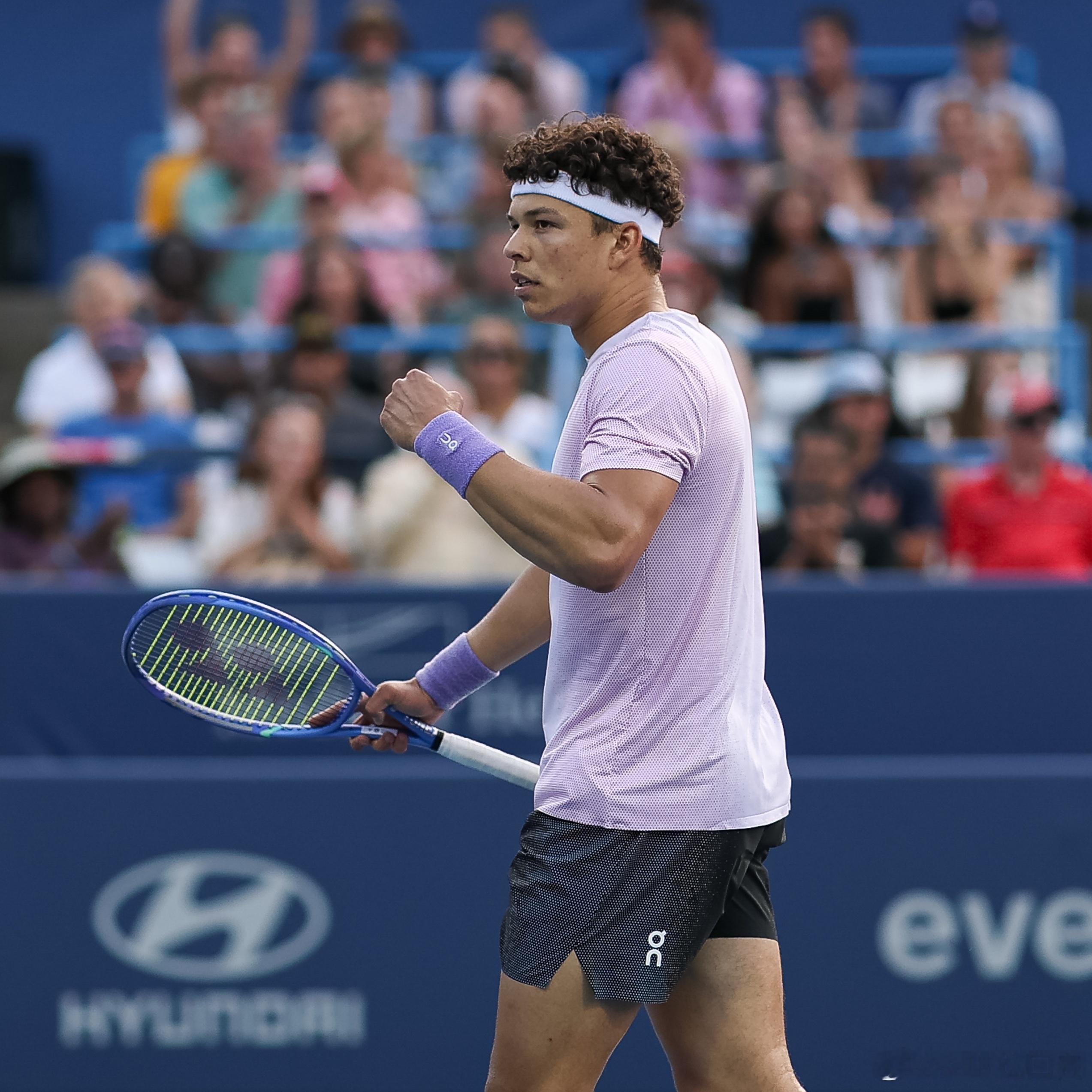 谢尔顿赢下德比战💪ATP500华盛顿站1/4决赛，4号种子谢尔顿以7-6(2
