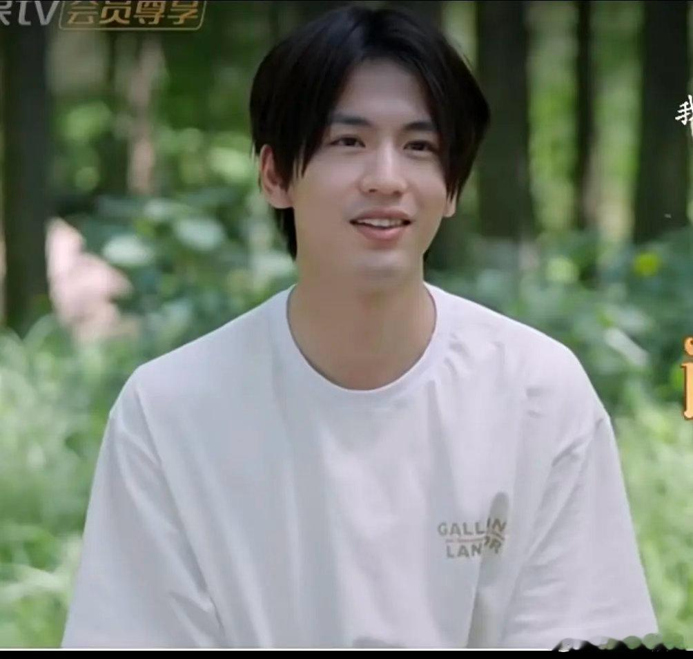 来看男明星谁的素颜最不忍直视？