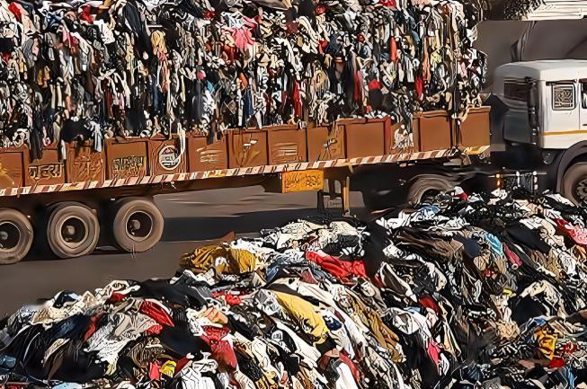 中国捐的“旧衣服”，运到“非洲”后成什么样了？看完你还会捐吗？在很多人眼中，