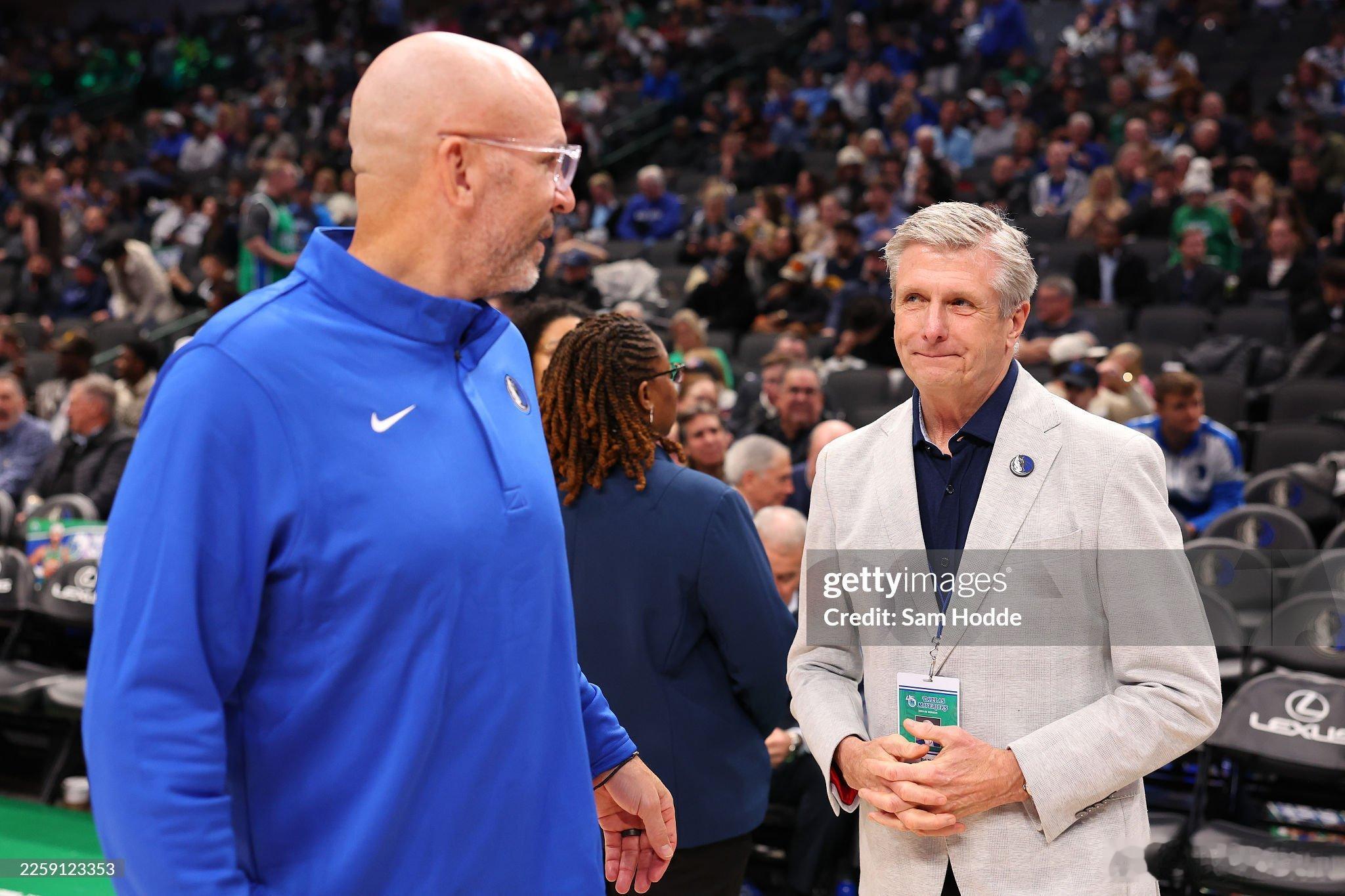 MFFLCBS发布了管理层排行榜，我牛排在第27位。前五位分别是雷霆、凯尔特人