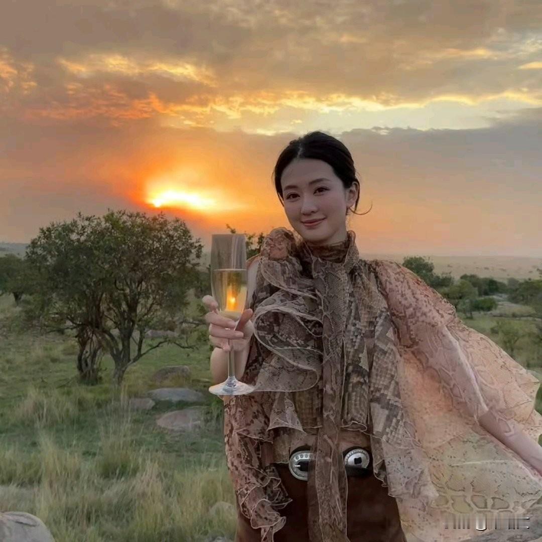 乔欣淡圈后活成人间理想！旅游美容享生活，这才是真豪门千金？乔欣这是彻底放飞