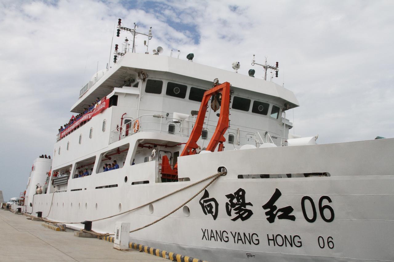 中国是否计划在太平洋海底开采稀土？官方回应与深度解读一、事件背景：太平洋上的