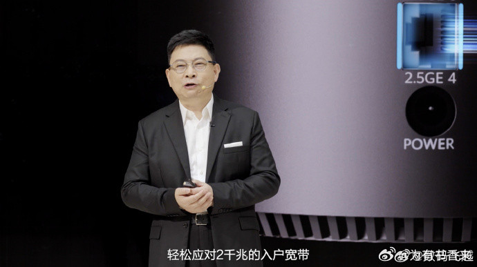余承东有实力就要摆出来华为手机灵犀天线首次应用到路由创新是科技实力的体现，也是