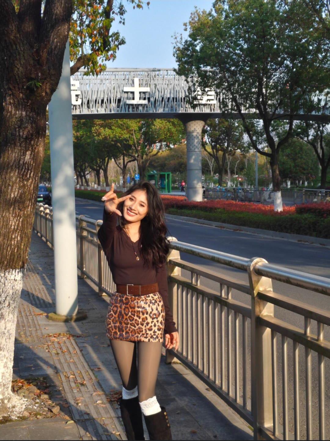 女人怎么穿才好看啊