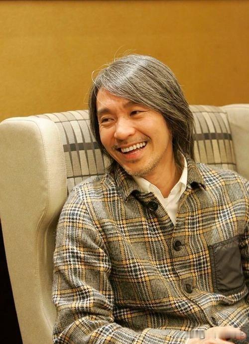 导演王晶在节目中谈到周星驰时，说他是香港演技最好的男演员，没有之一。这是一个